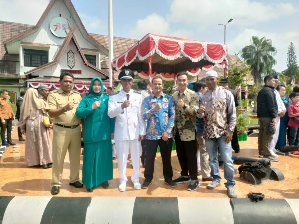 KADES UJUNG PANDARAN DAN KADES BASAWANG KECAMATAN TELUK SAMPIT TERPILIH